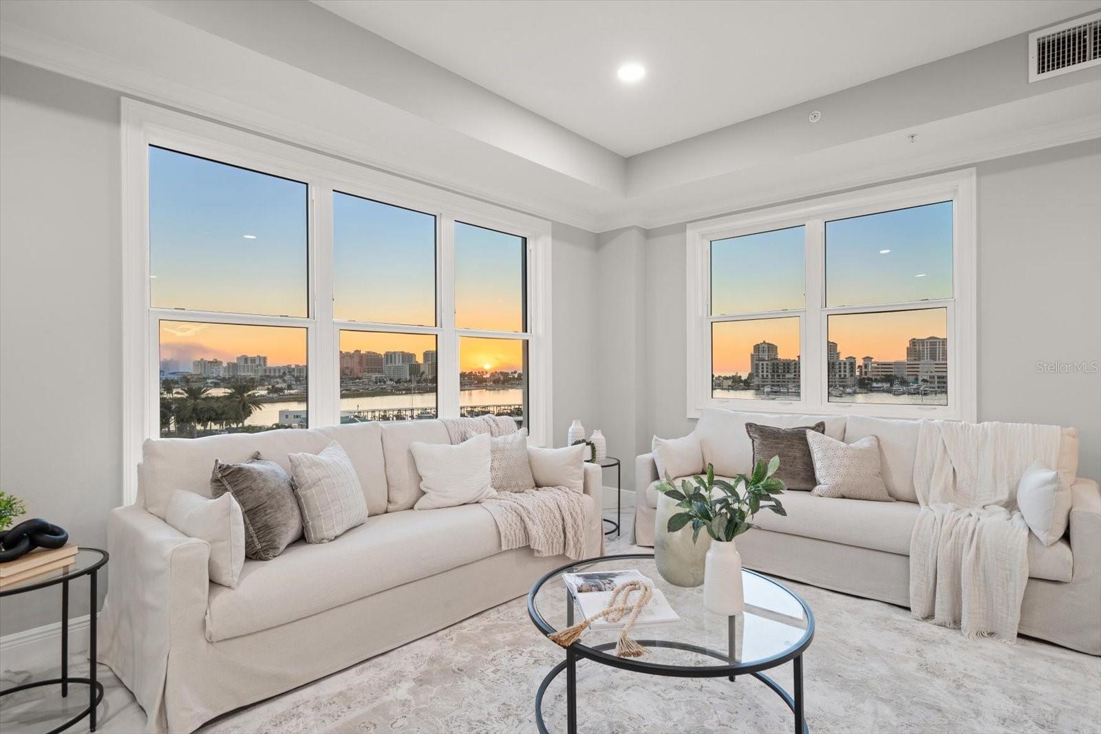 Image 13 of 54 For 211 Dolphin Point 501