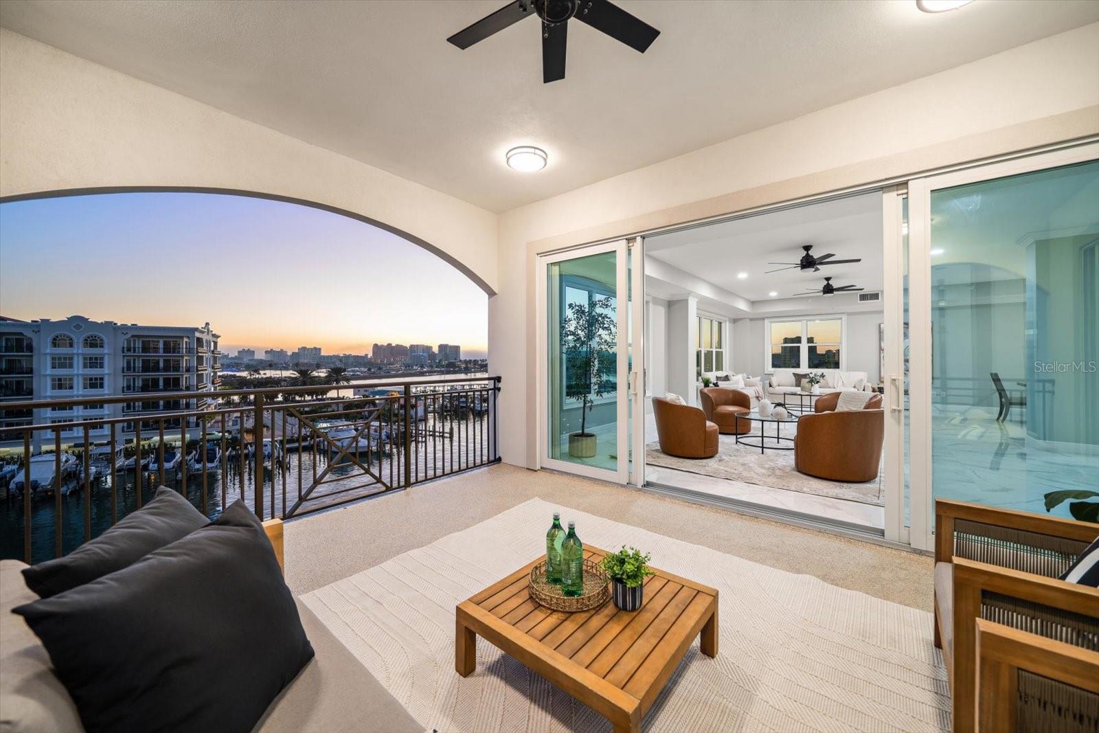 Image 20 of 54 For 211 Dolphin Point 501