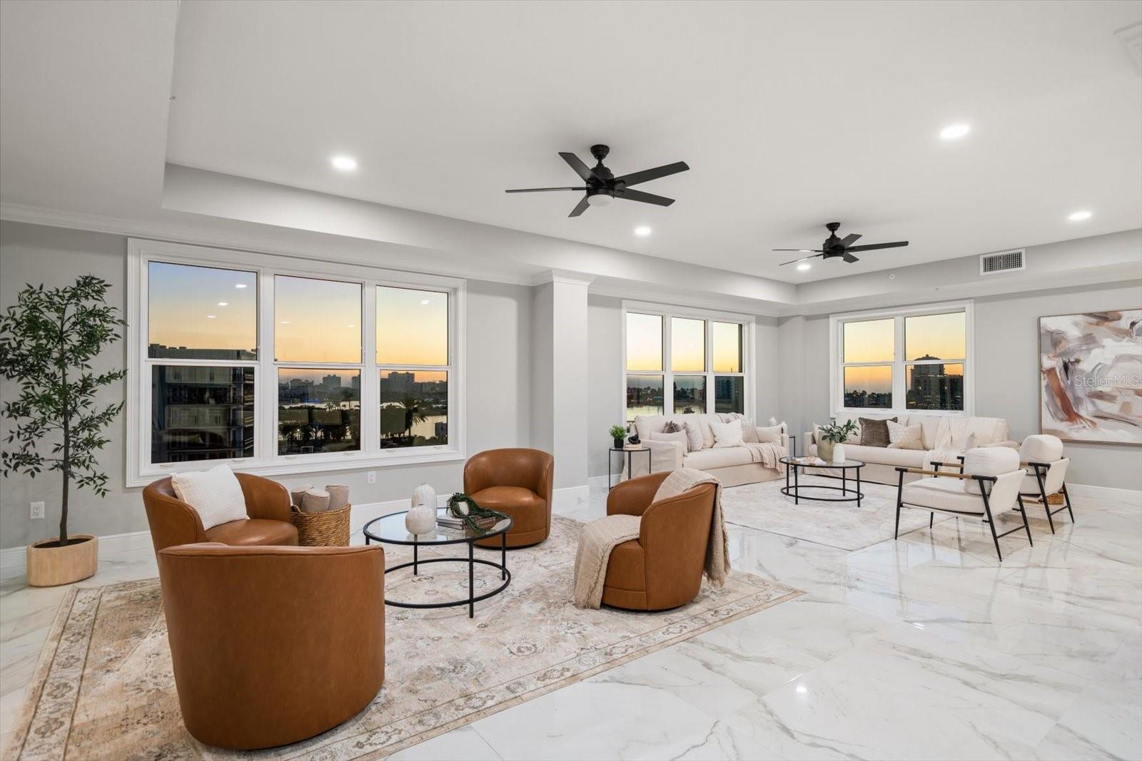 Image 4 of 54 For 211 Dolphin Point 501