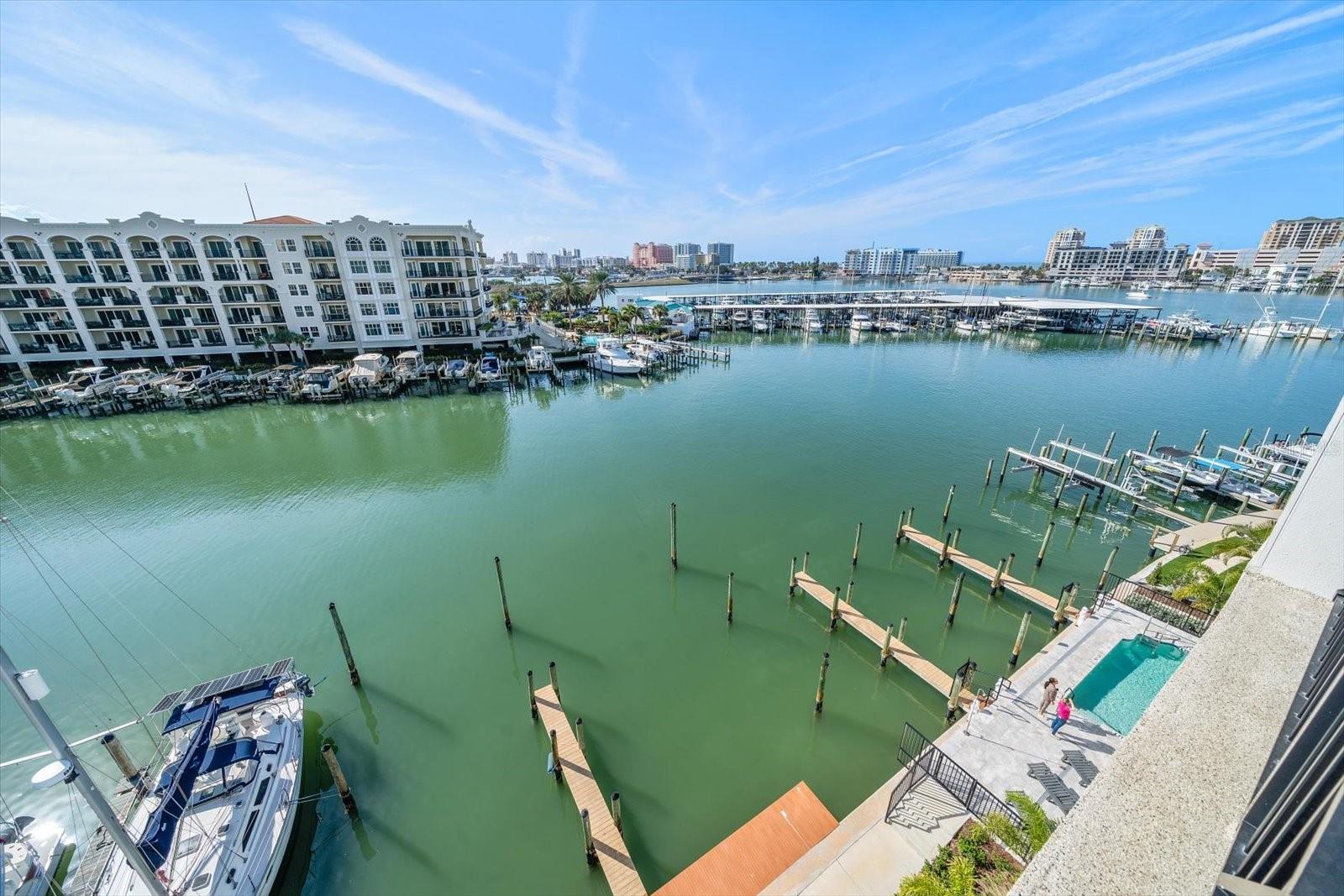 Image 41 of 54 For 211 Dolphin Point 501