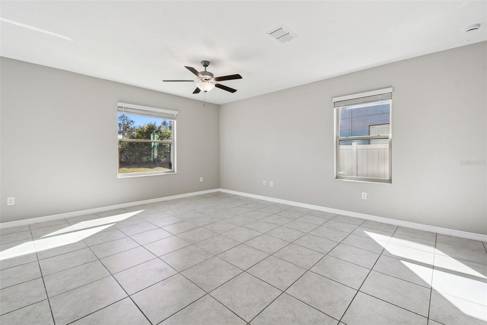 Image 17 of 98 For 5157 White Chicory Drive