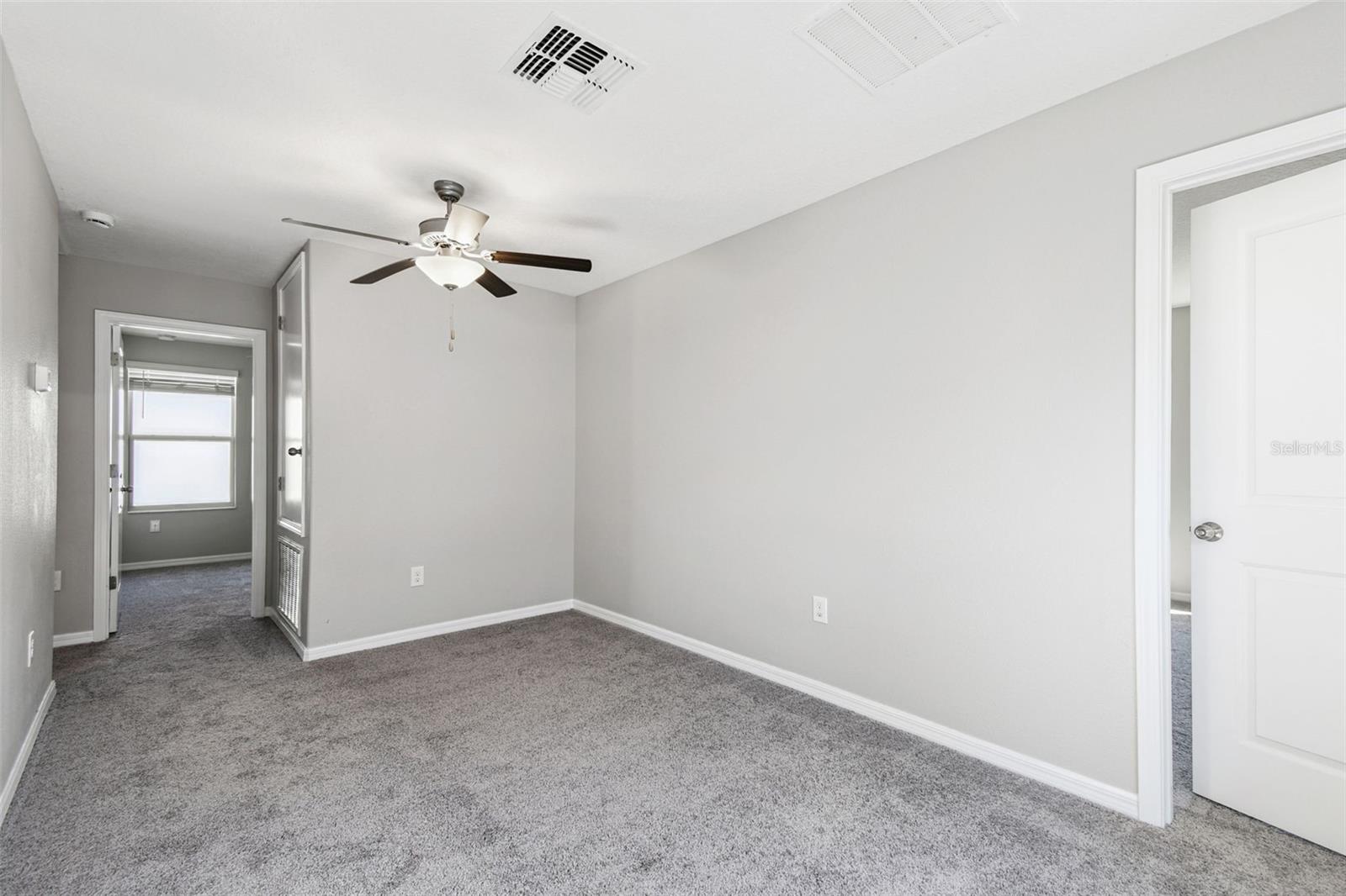 Image 32 of 98 For 5157 White Chicory Drive