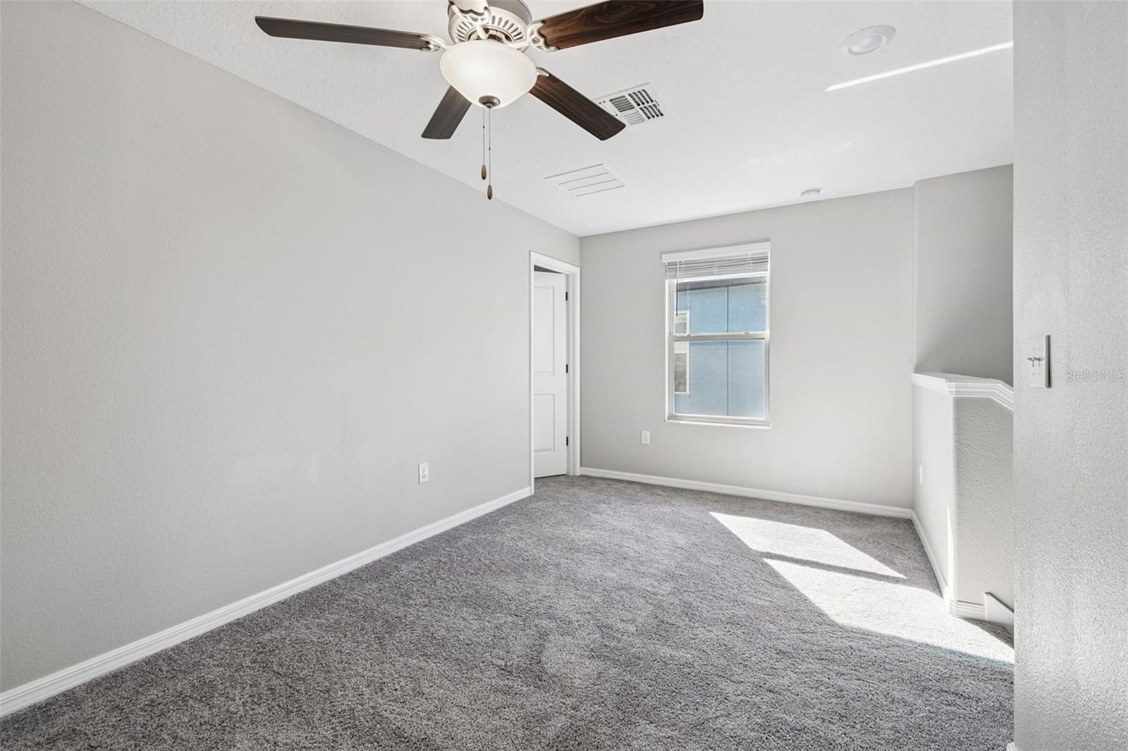 Image 35 of 98 For 5157 White Chicory Drive