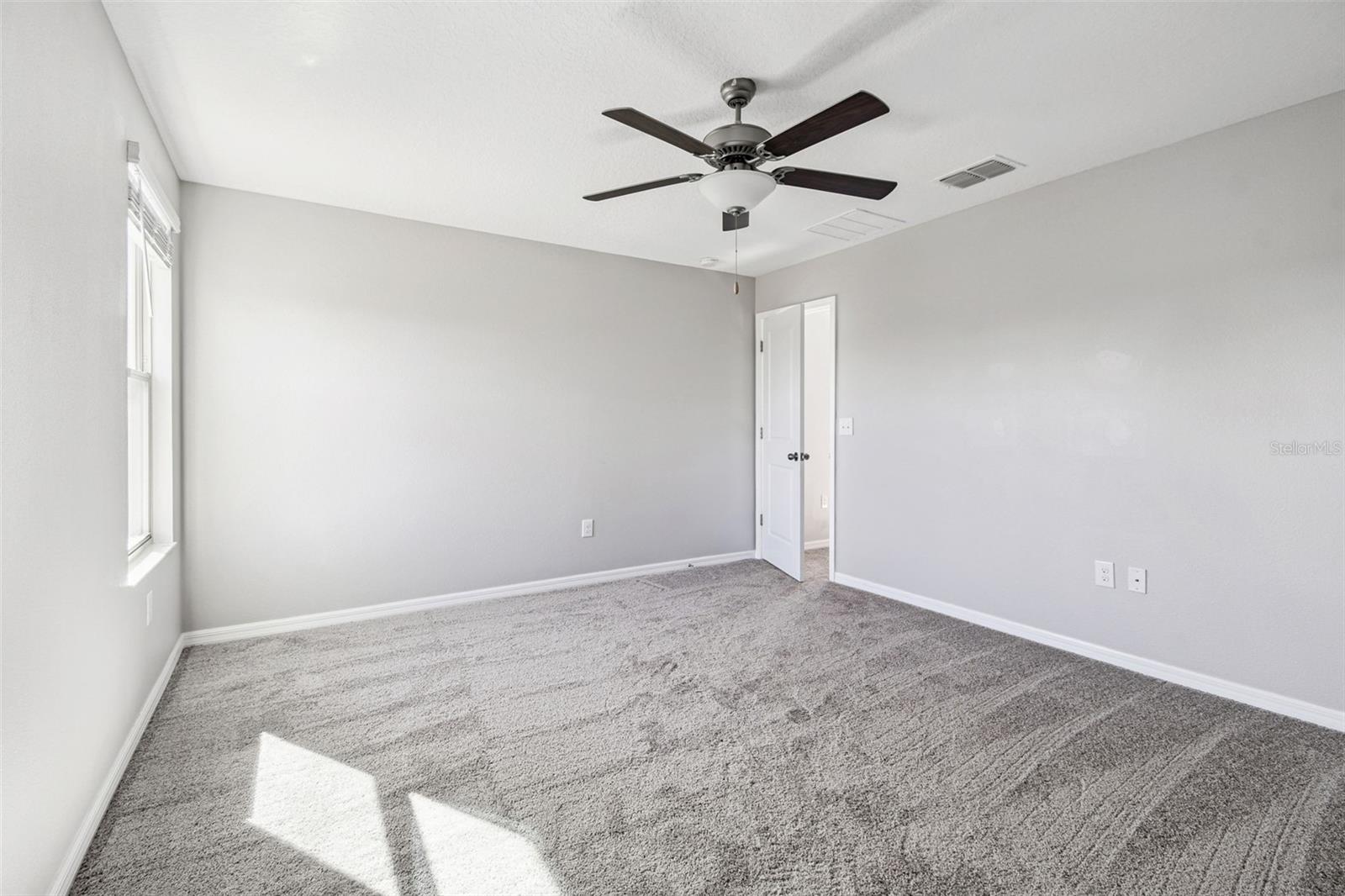 Image 53 of 98 For 5157 White Chicory Drive