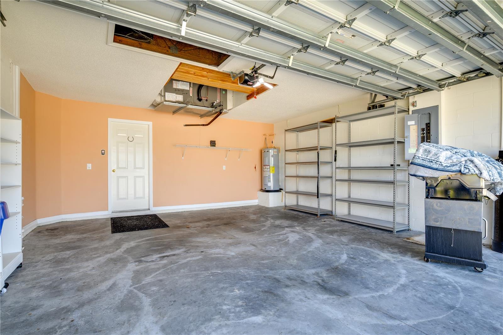 Image 23 of 26 For 2926 Walnut Grove Court