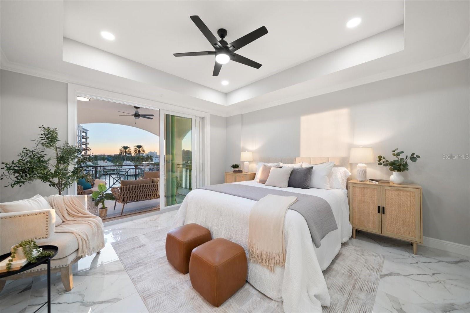 Listing photo id 15 for 211 Dolphin Point 202