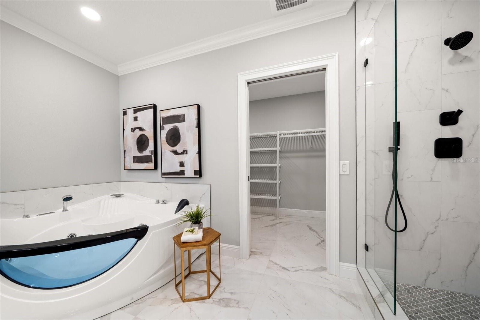 Listing photo id 20 for 211 Dolphin Point 202