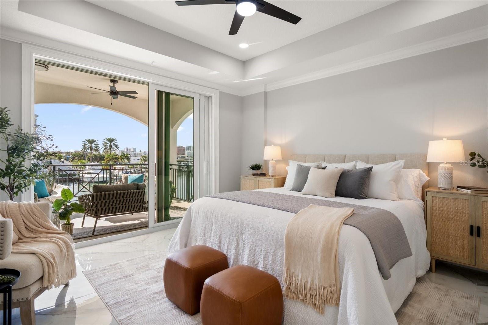 Listing photo id 4 for 211 Dolphin Point 202