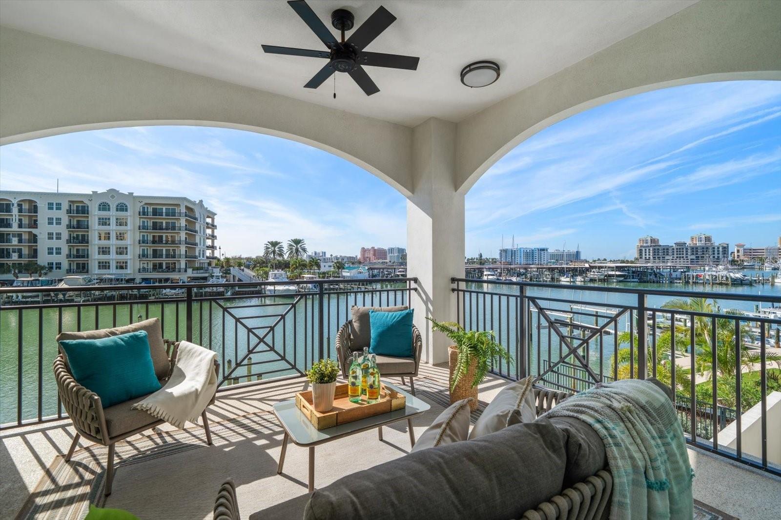 Listing photo id 6 for 211 Dolphin Point 202