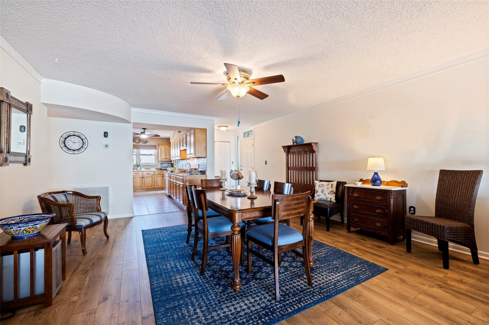 Image 16 of 58 For 5900 Shore Boulevard S 512