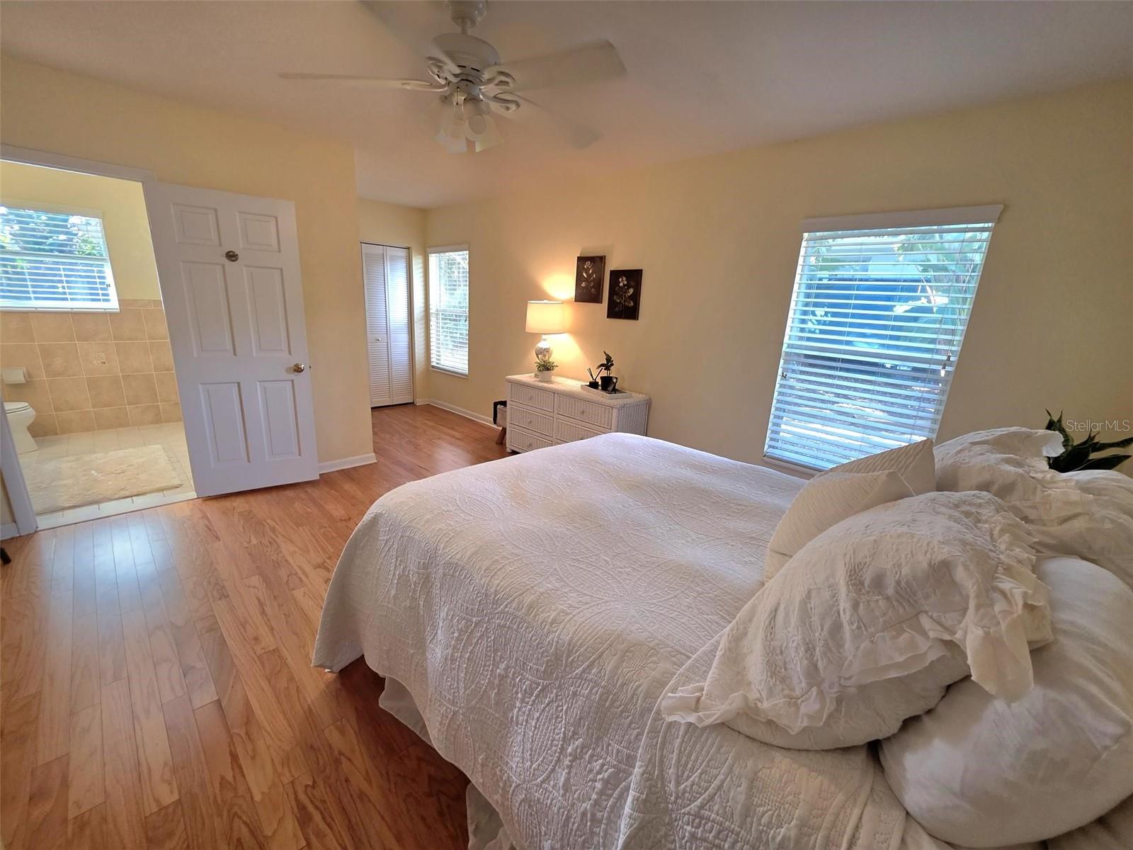 Image 24 of 53 For 401 Whitcomb Boulevard