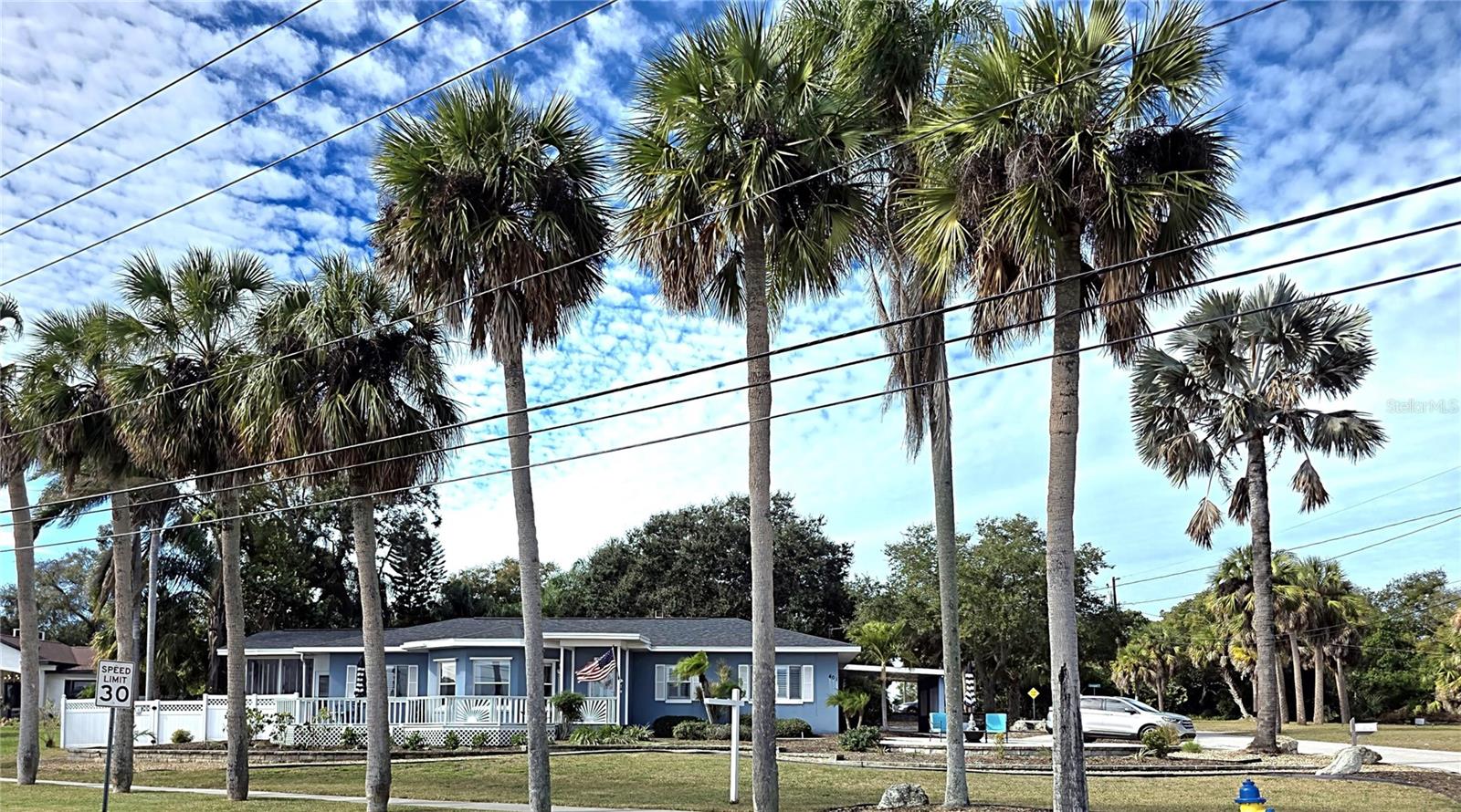 Image 4 of 53 For 401 Whitcomb Boulevard