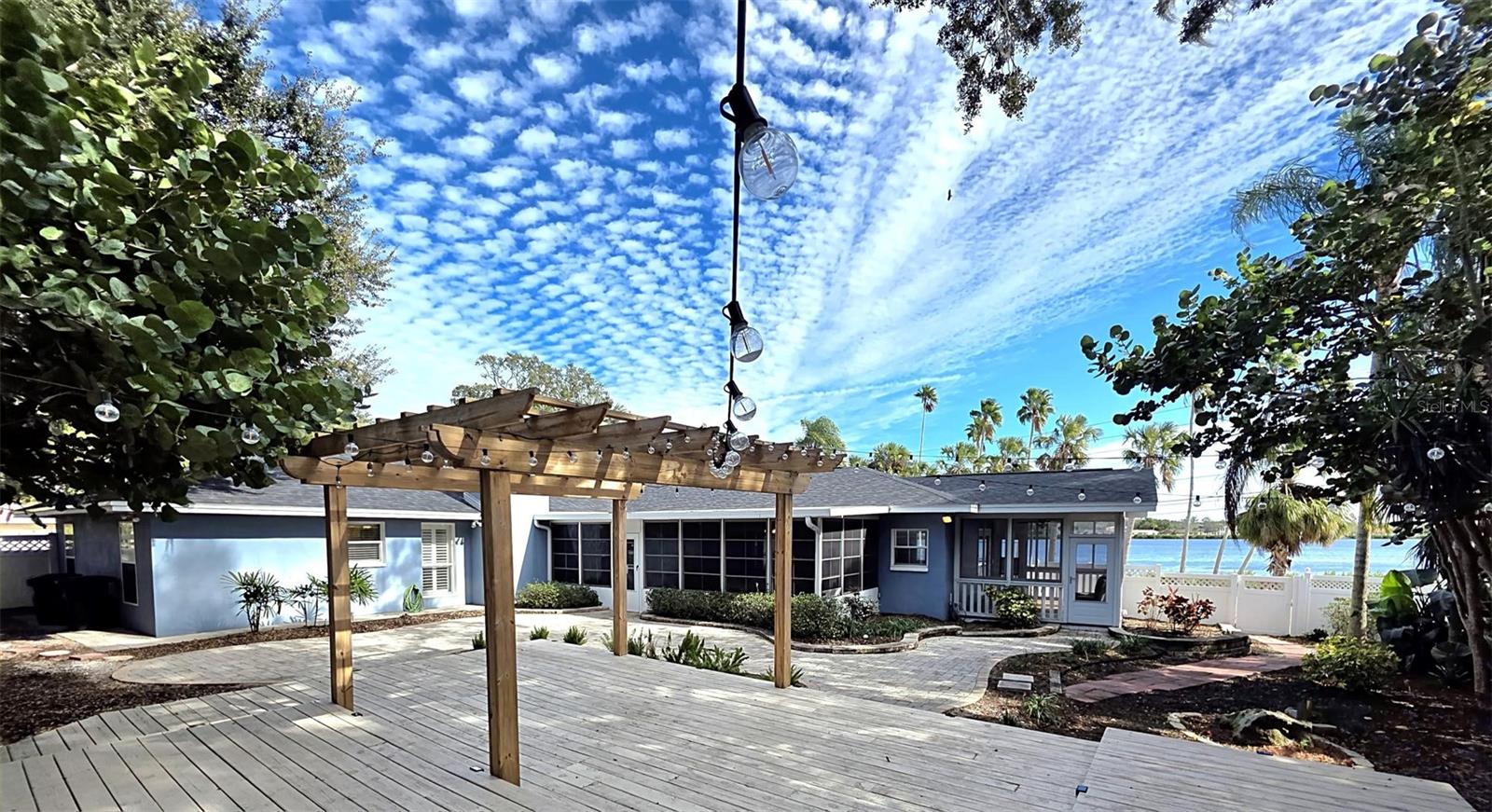 Image 5 of 53 For 401 Whitcomb Boulevard