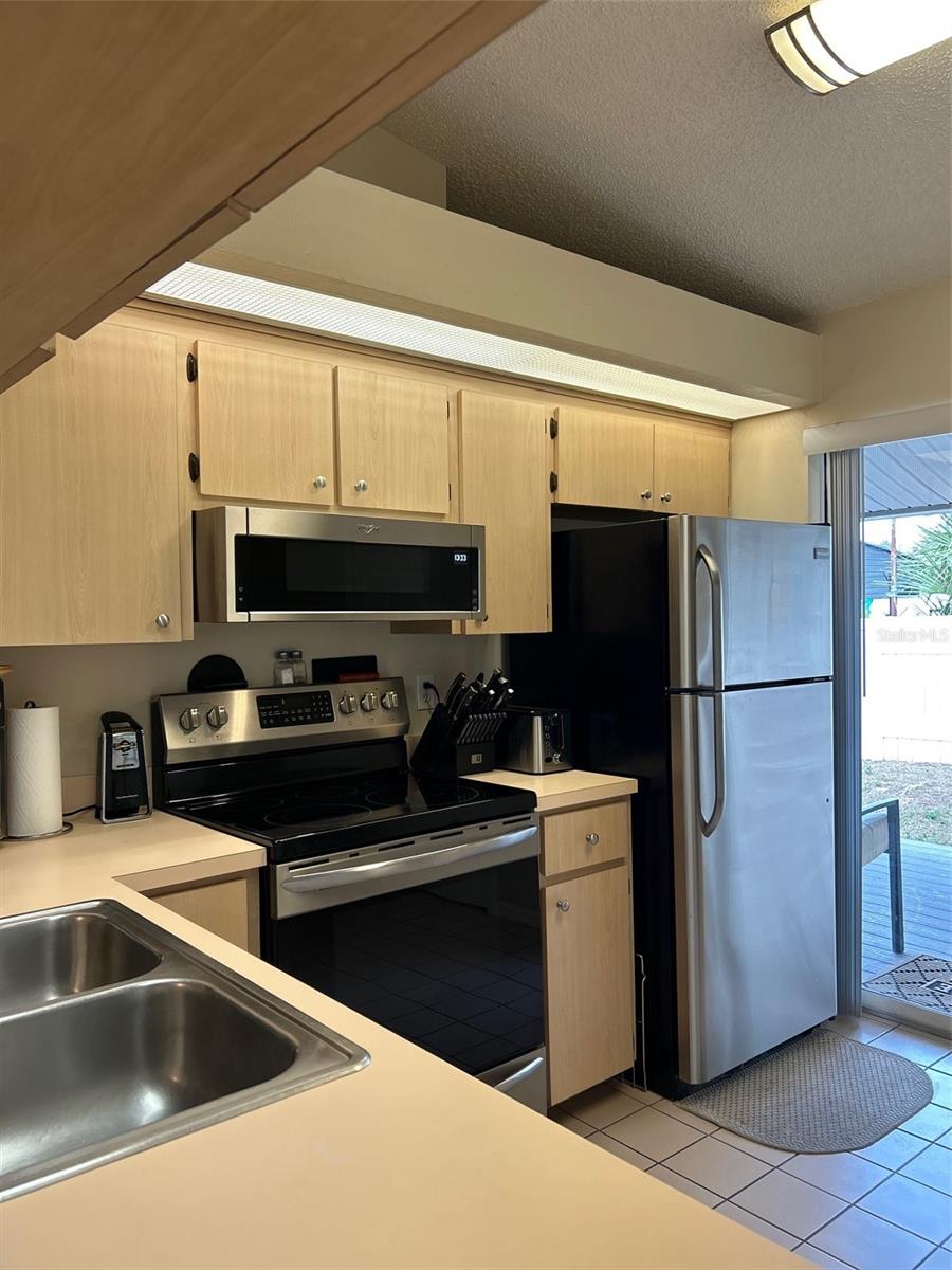 Image 10 of 41 For 7361 62nd Avenue N