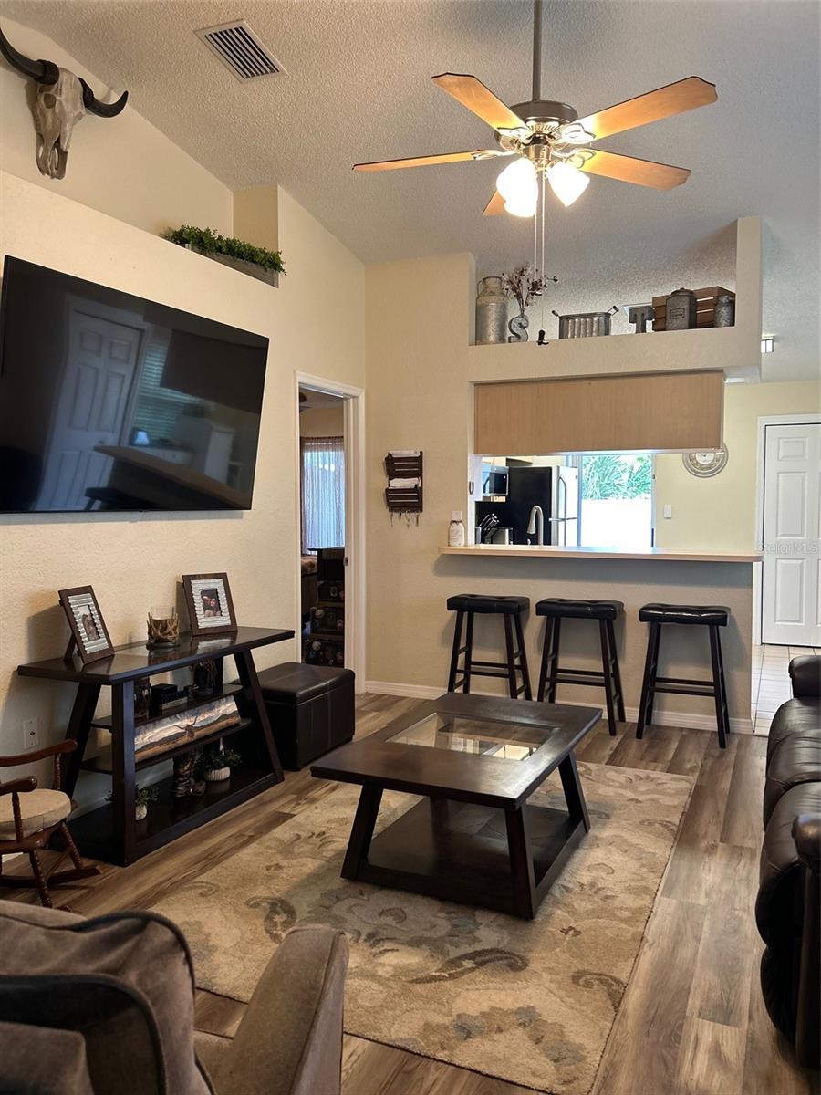 Image 5 of 41 For 7361 62nd Avenue N