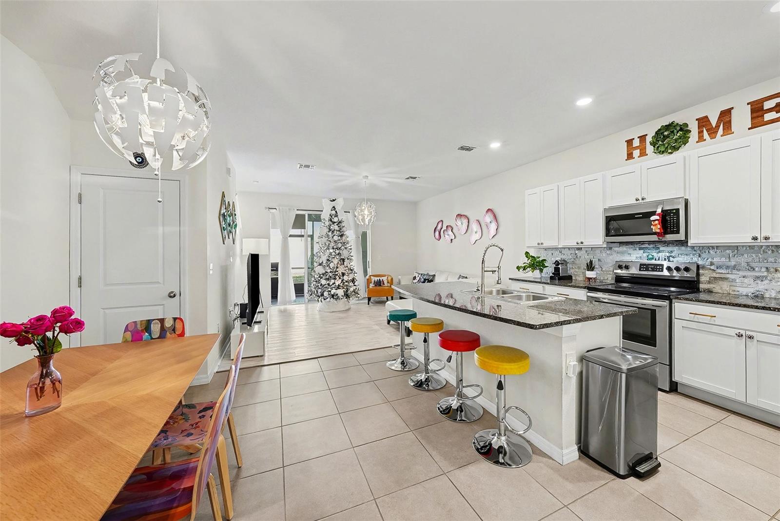 Image 8 of 25 For 3322 Pleasant Willow Court