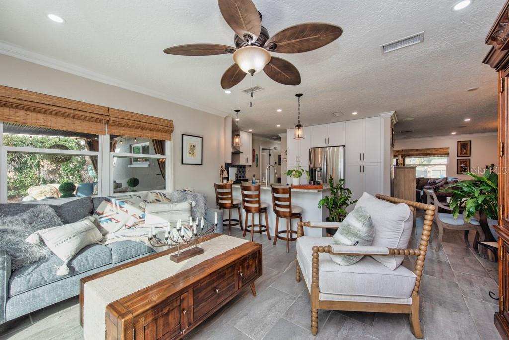 Image 14 of 40 For 8812 Honeycomb Drive