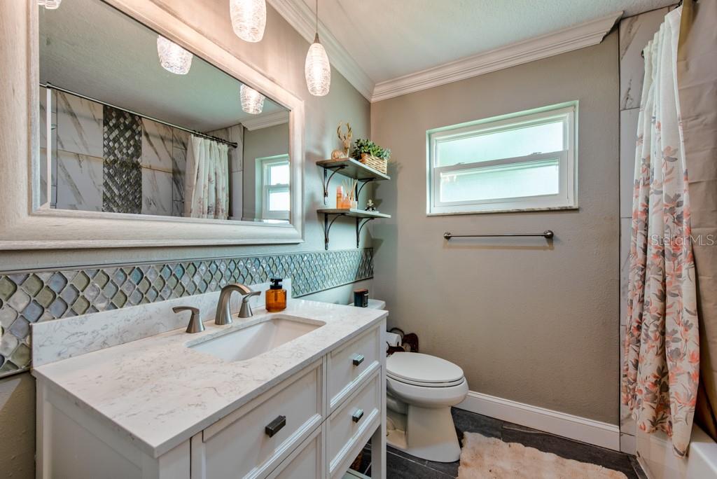 Image 25 of 40 For 8812 Honeycomb Drive