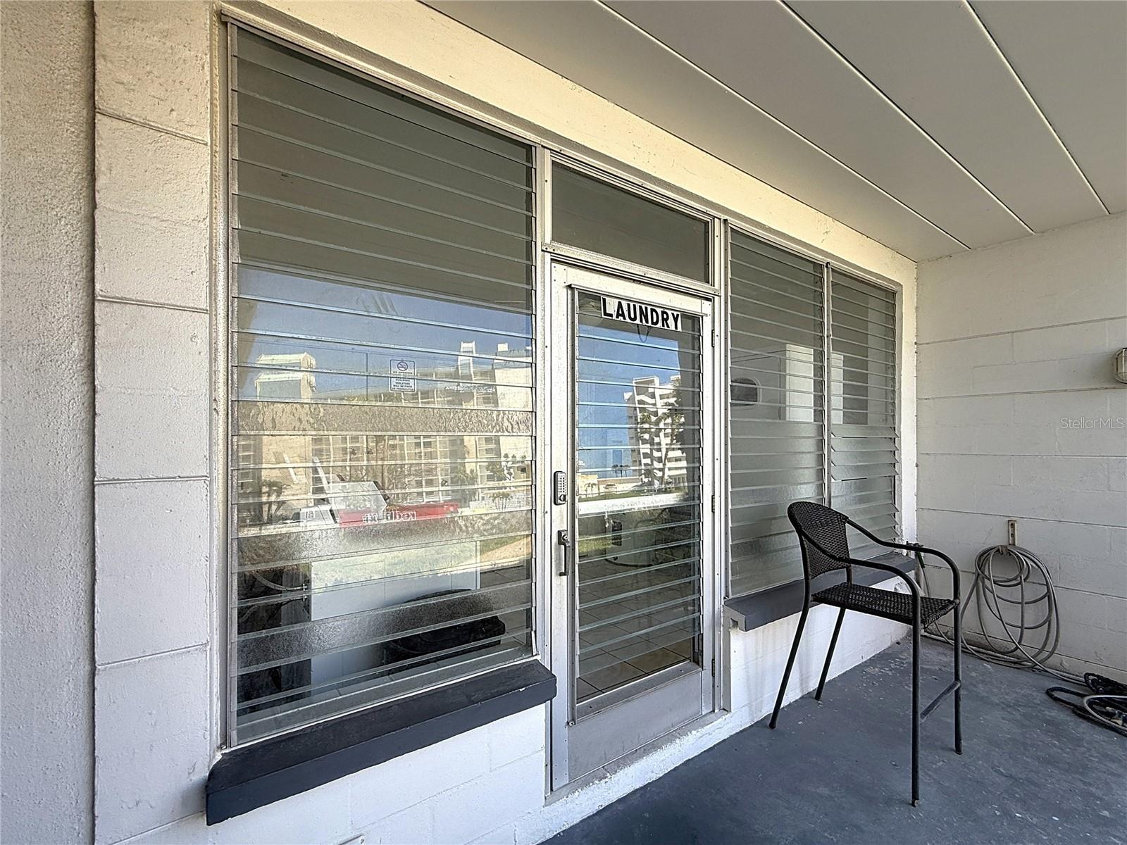 Image 23 of 30 For 7050 Sunset Way 22