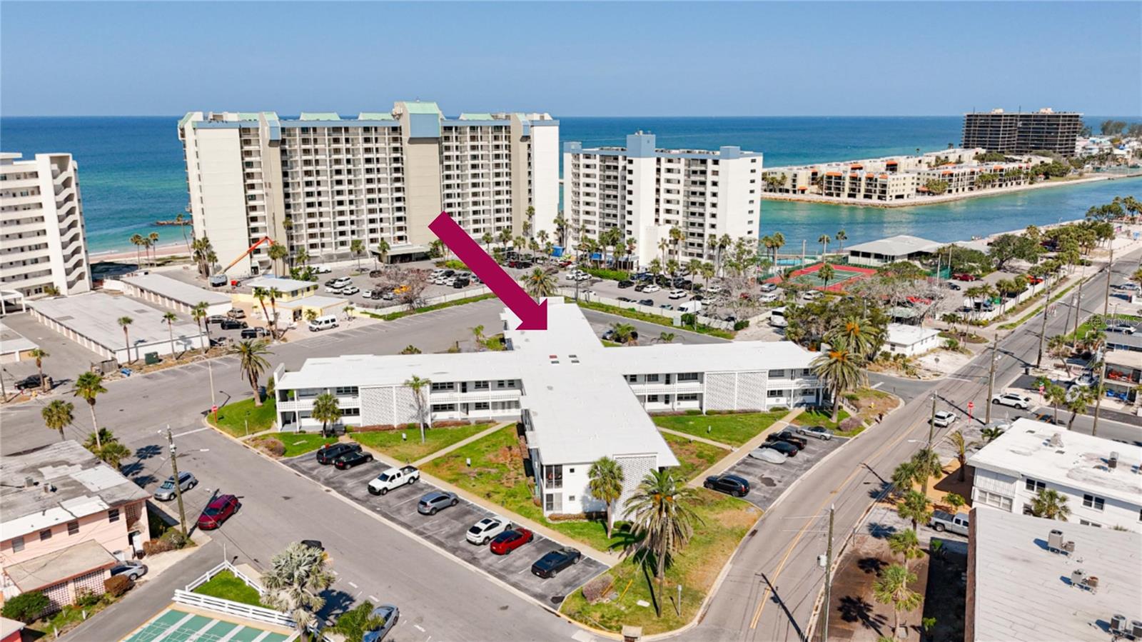 Image 24 of 30 For 7050 Sunset Way 22