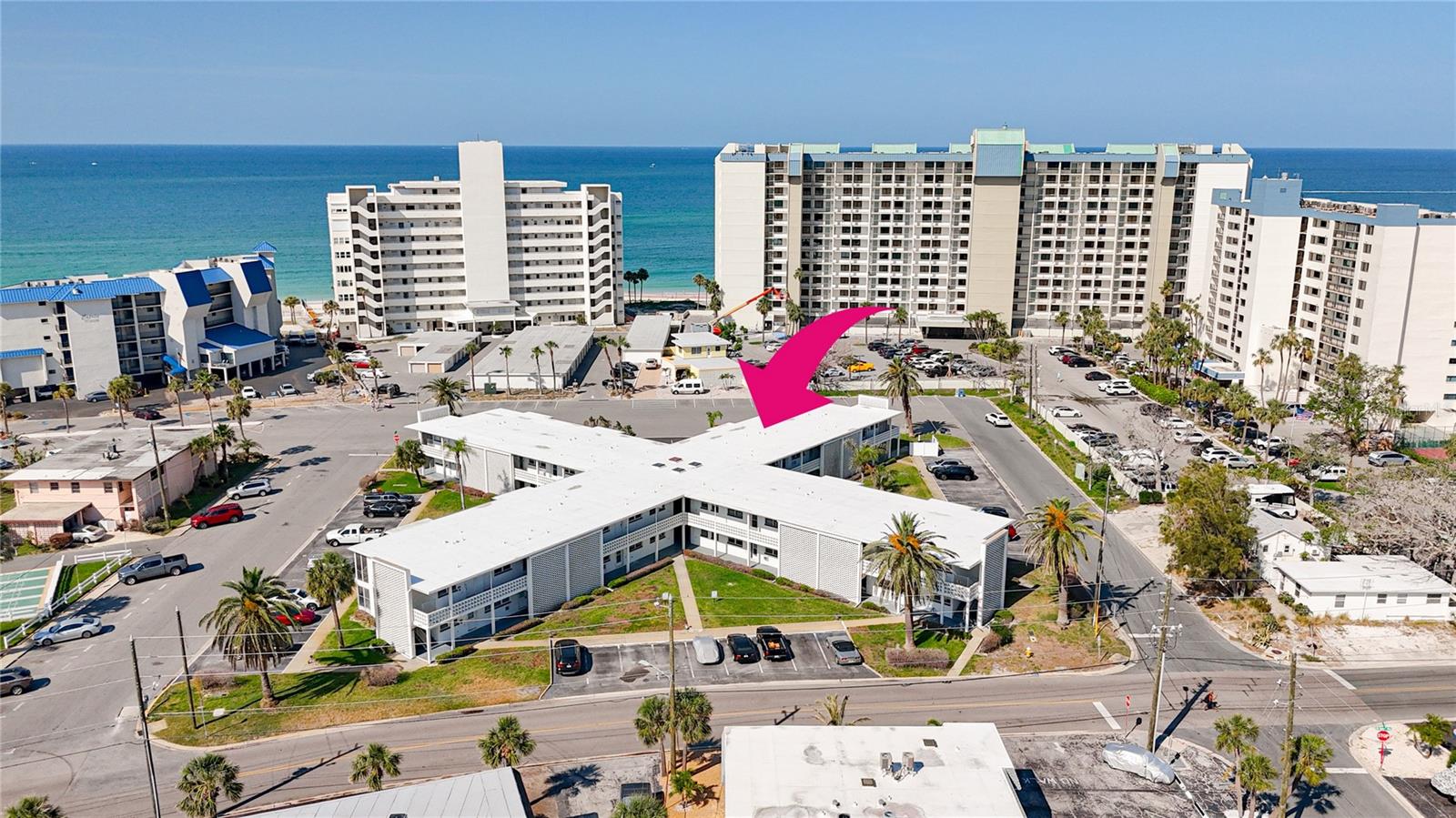 Image 25 of 30 For 7050 Sunset Way 22