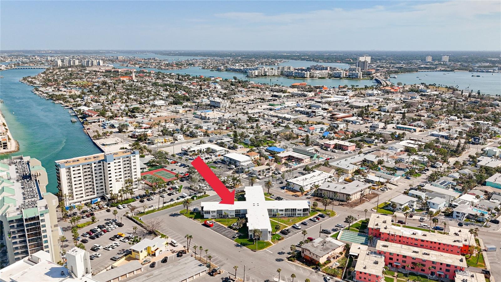 Image 26 of 30 For 7050 Sunset Way 22