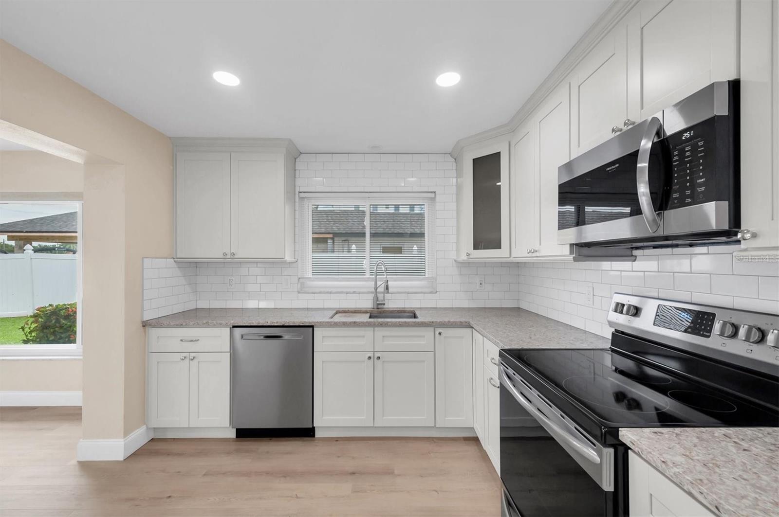 Image 7 of 45 For 315 Buttonwood Lane