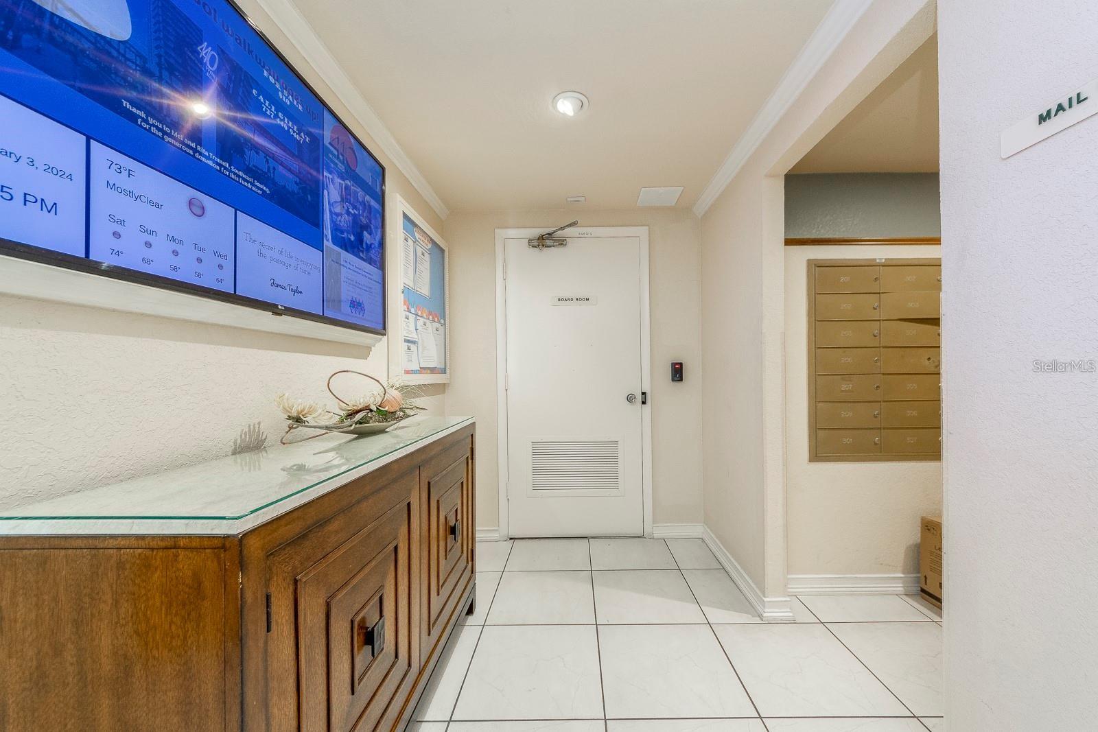 Image 32 of 41 For 450 Gulfview Boulevard 708