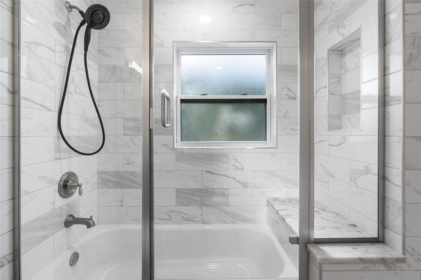 Image 16 of 33 For 202 Shore Crest Drive