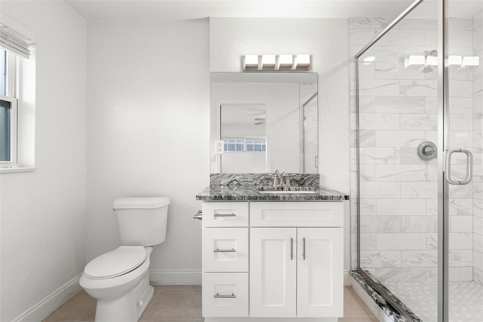 Image 19 of 33 For 202 Shore Crest Drive