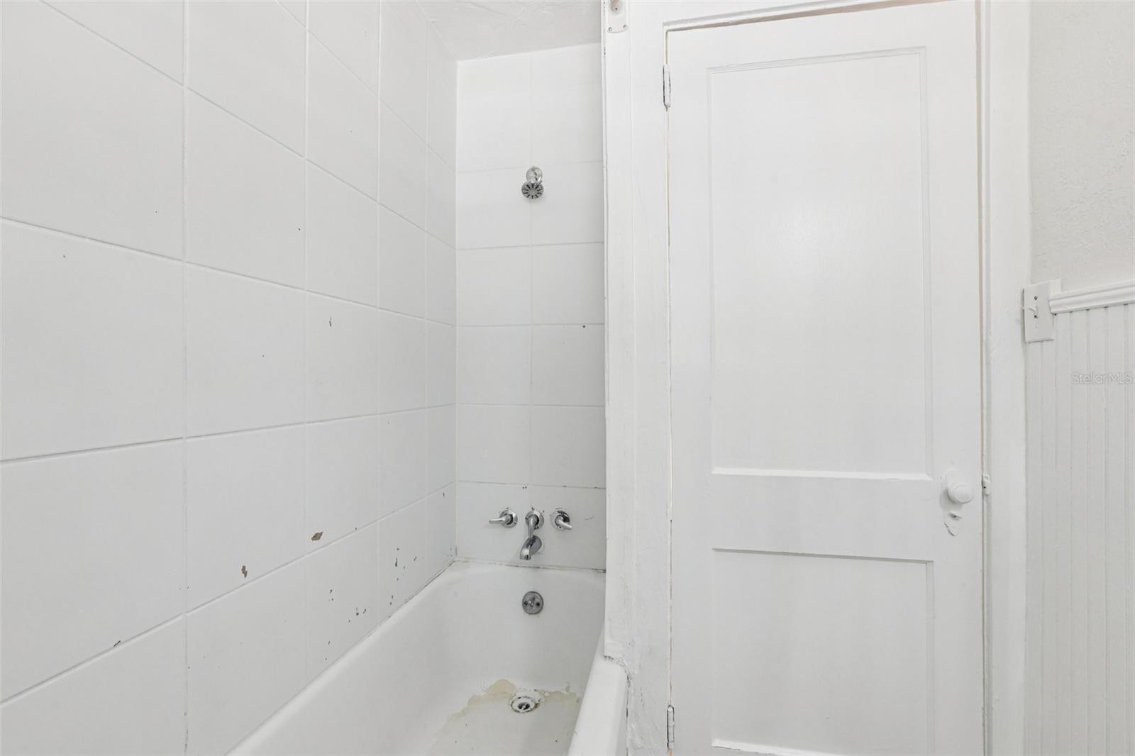 Image 22 of 47 For 305 28th Street S