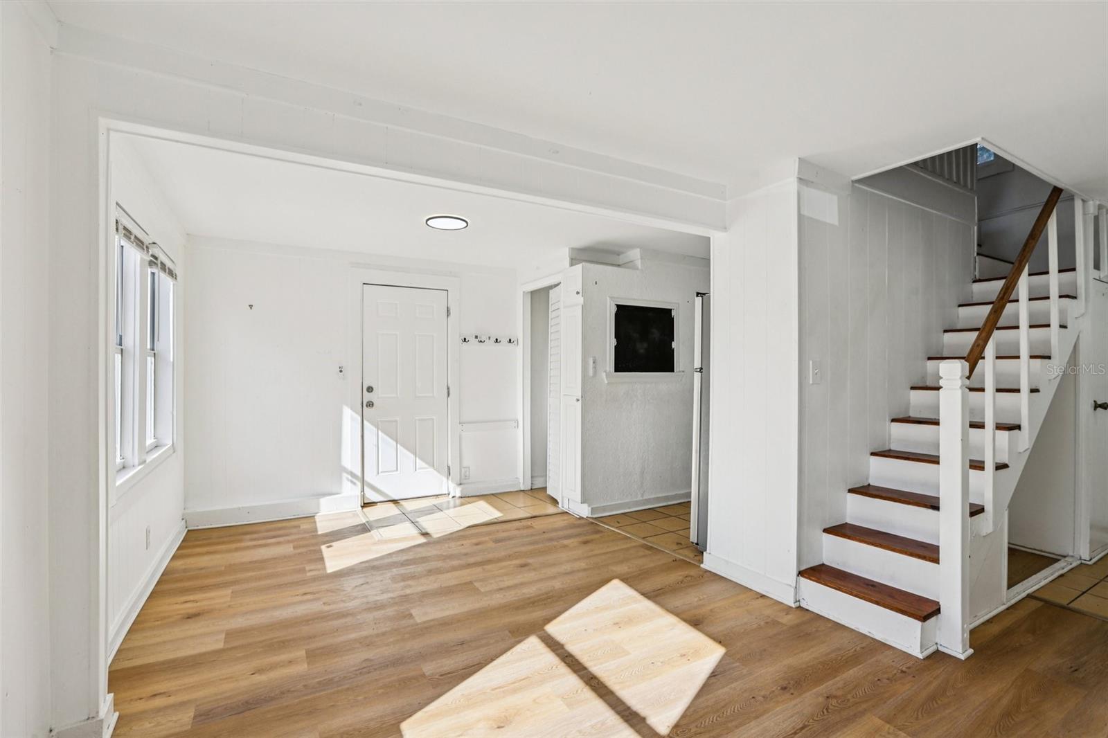 Image 4 of 47 For 305 28th Street S