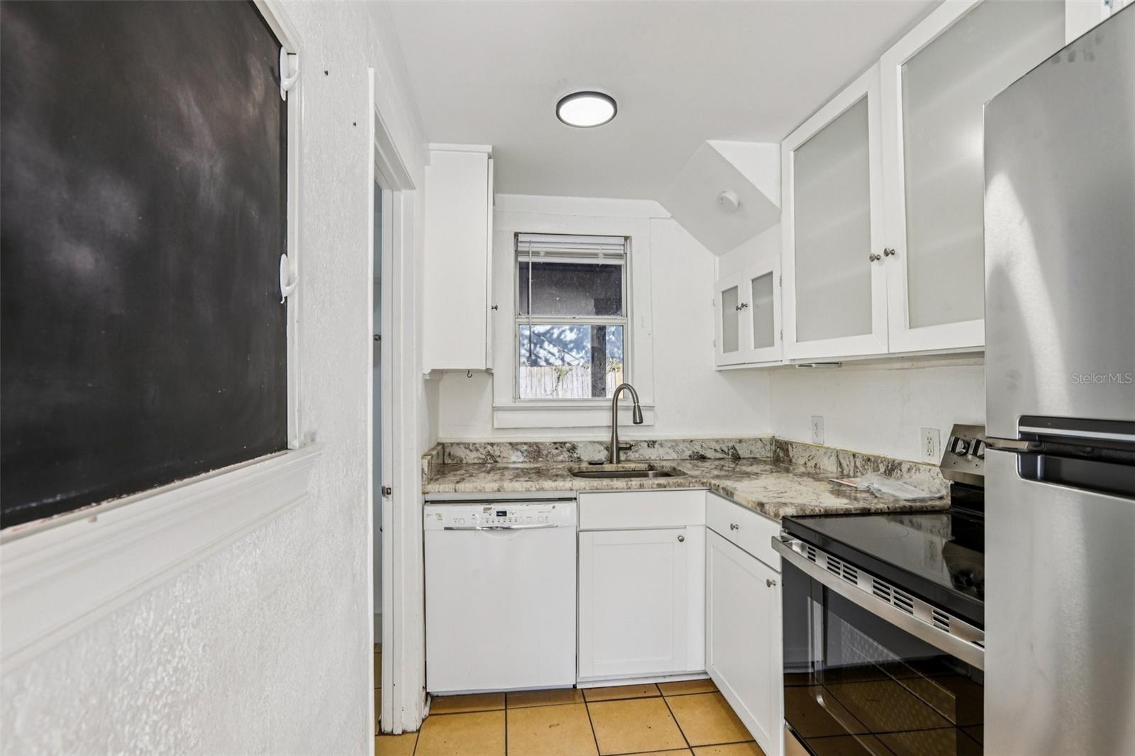 Image 7 of 47 For 305 28th Street S