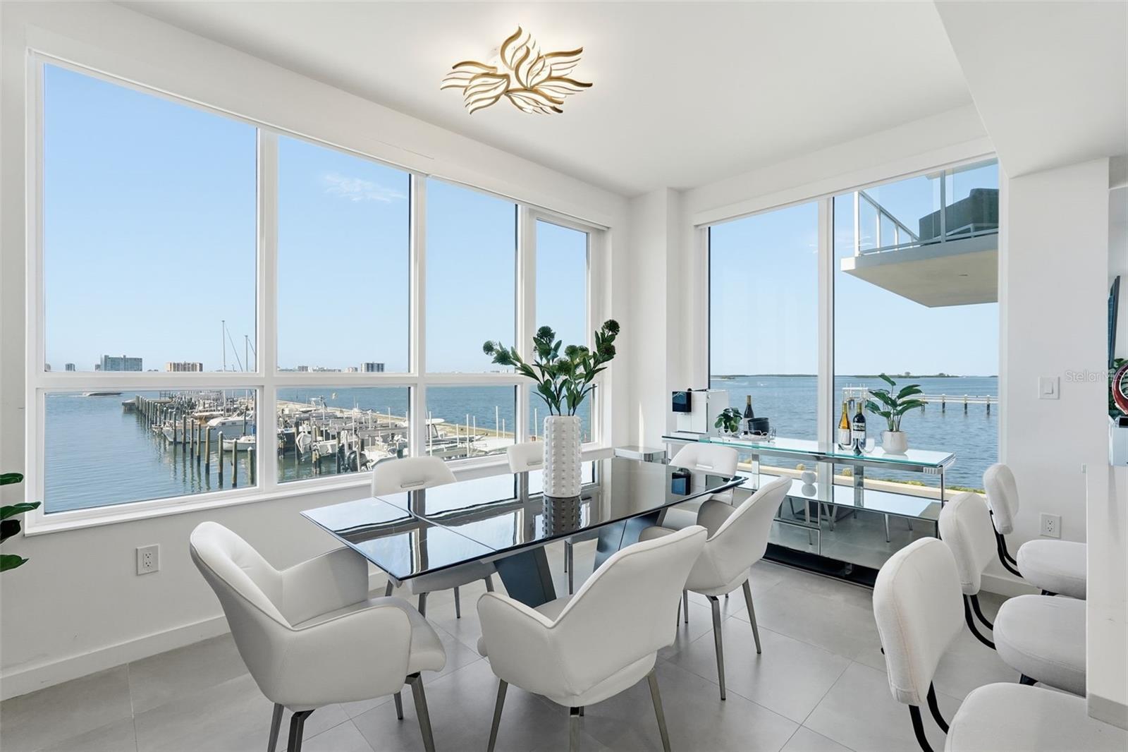 Image 14 of 38 For 920 Osceola Avenue 210