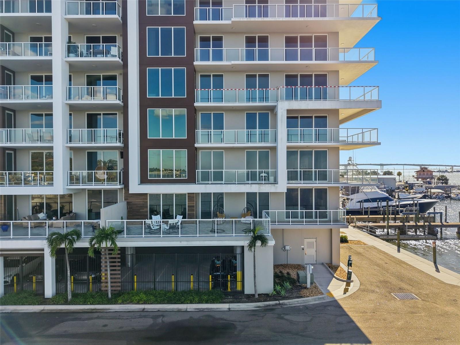 Image 2 of 38 For 920 Osceola Avenue 210