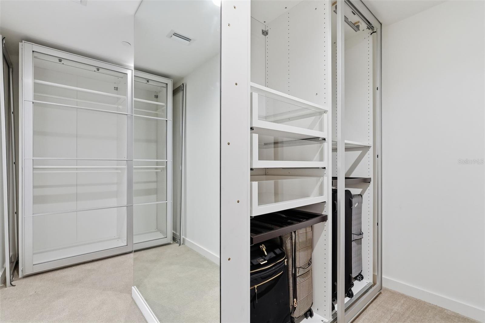 Image 21 of 38 For 920 Osceola Avenue 210