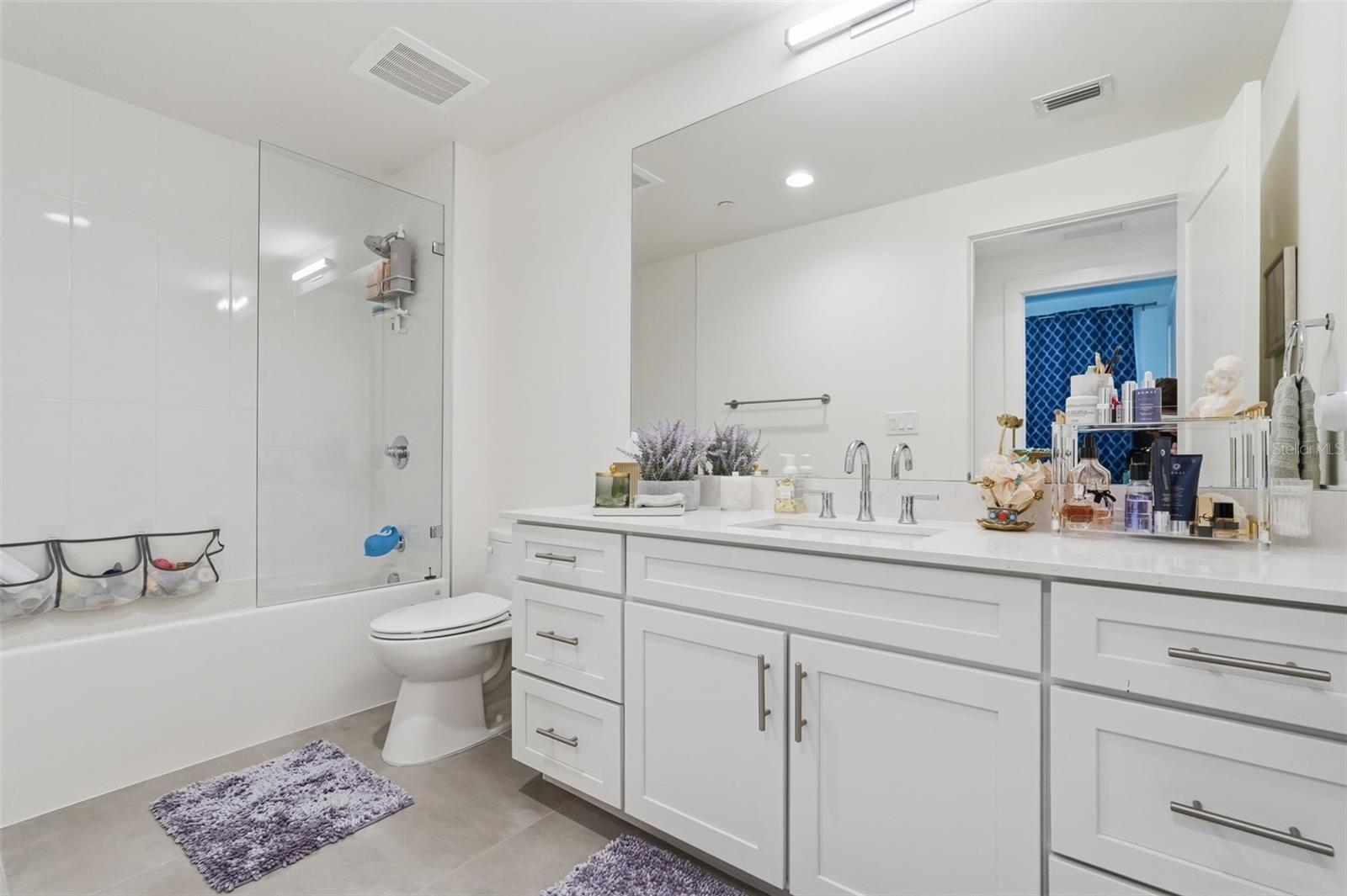 Image 25 of 38 For 920 Osceola Avenue 210