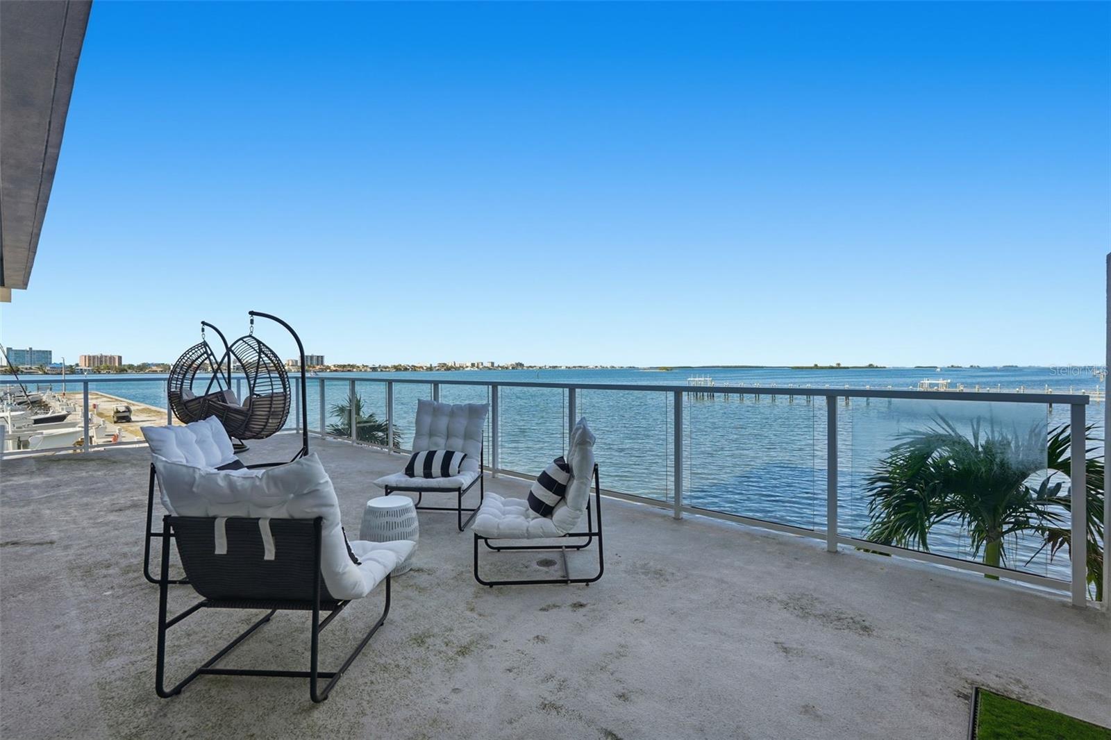 Image 29 of 38 For 920 Osceola Avenue 210