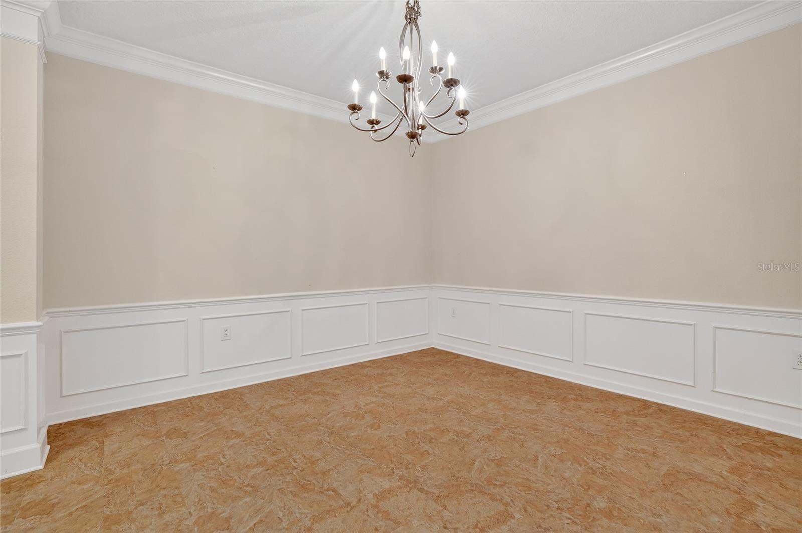 Image 9 of 45 For 7905 Seminole Boulevard 3103