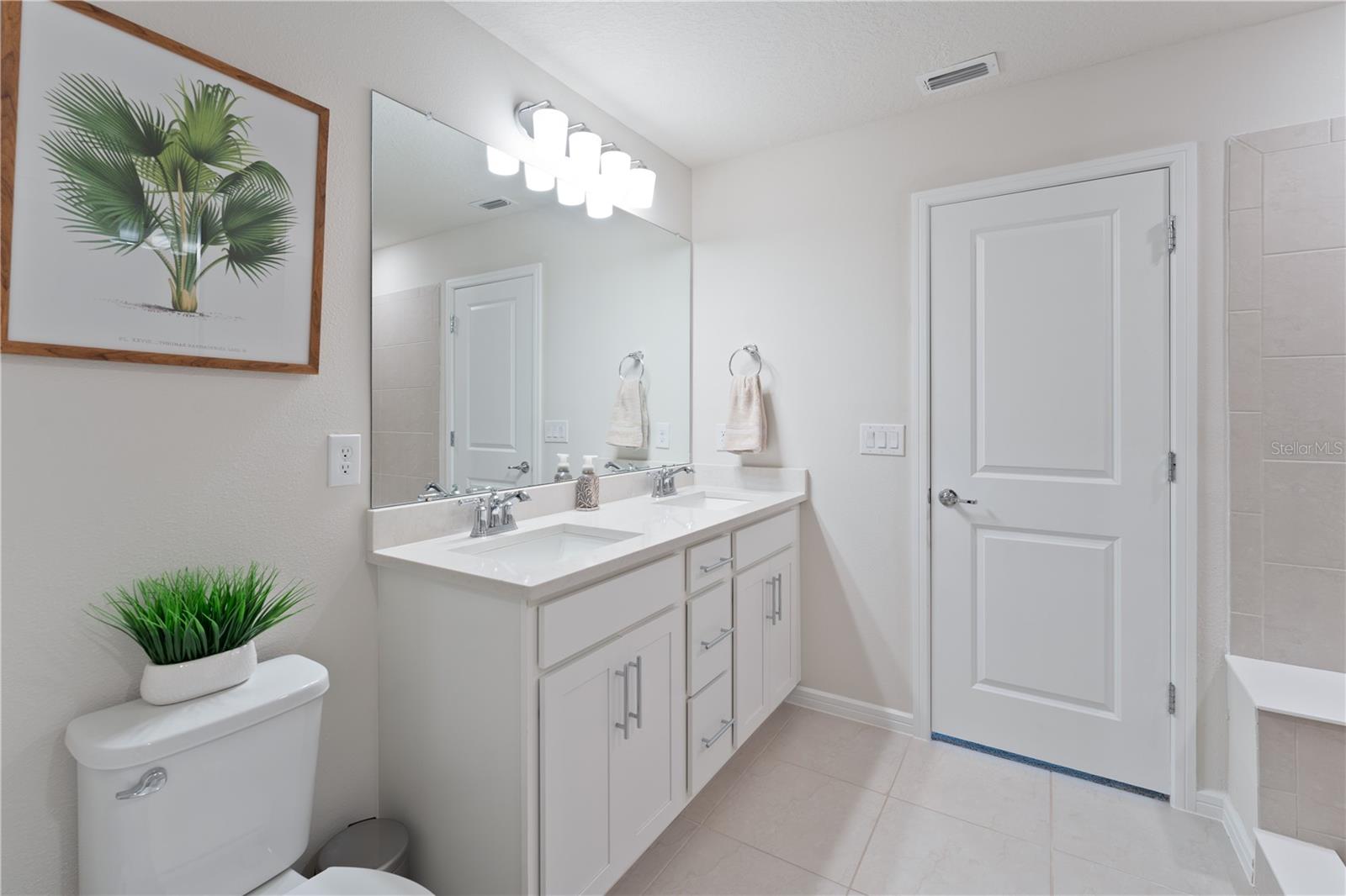 Image 28 of 70 For 17713 Everlong Drive