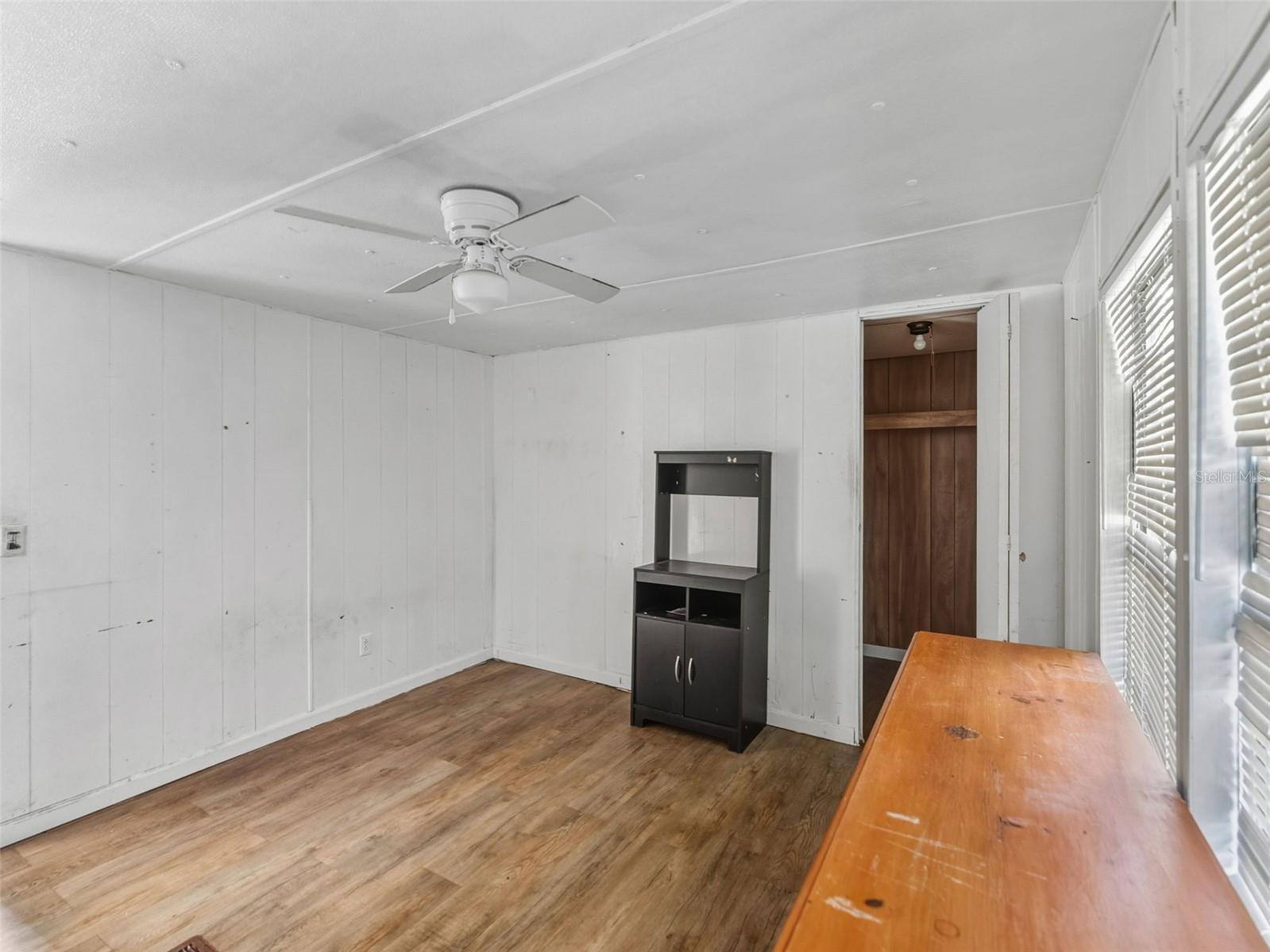 Image 15 of 39 For 7275 Knowles Road