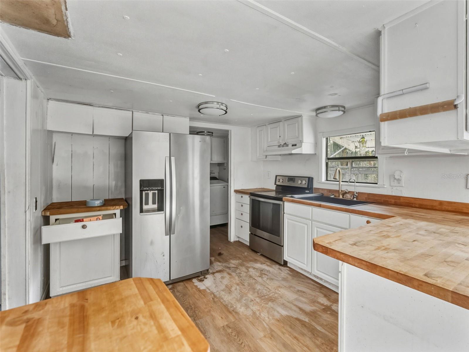 Image 7 of 39 For 7275 Knowles Road