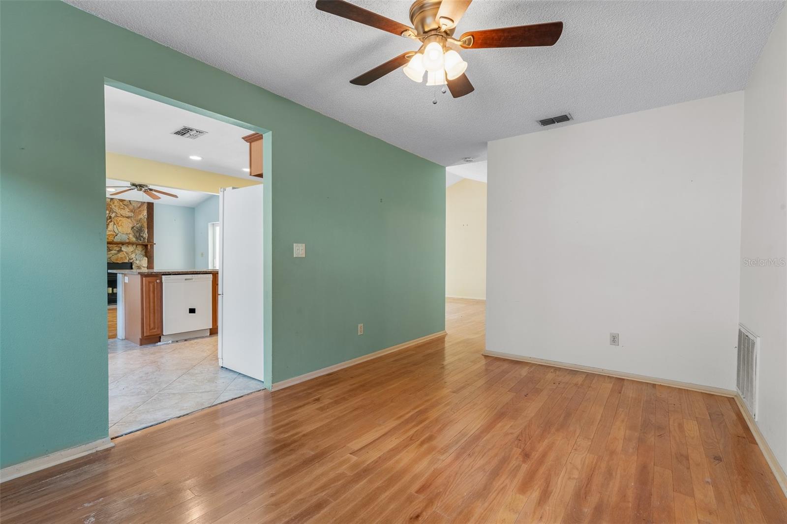 Image 29 of 52 For 2161 Little Brook Lane