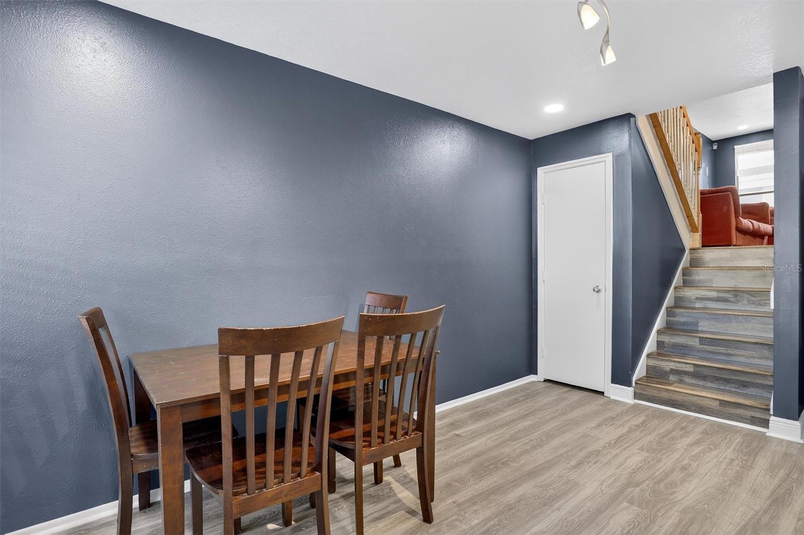 Image 11 of 18 For 4505 La Capri Court