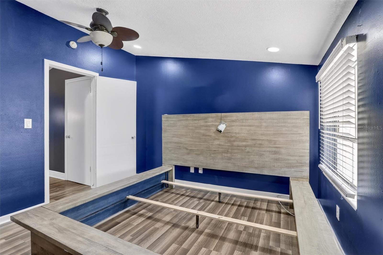 Image 13 of 18 For 4505 La Capri Court