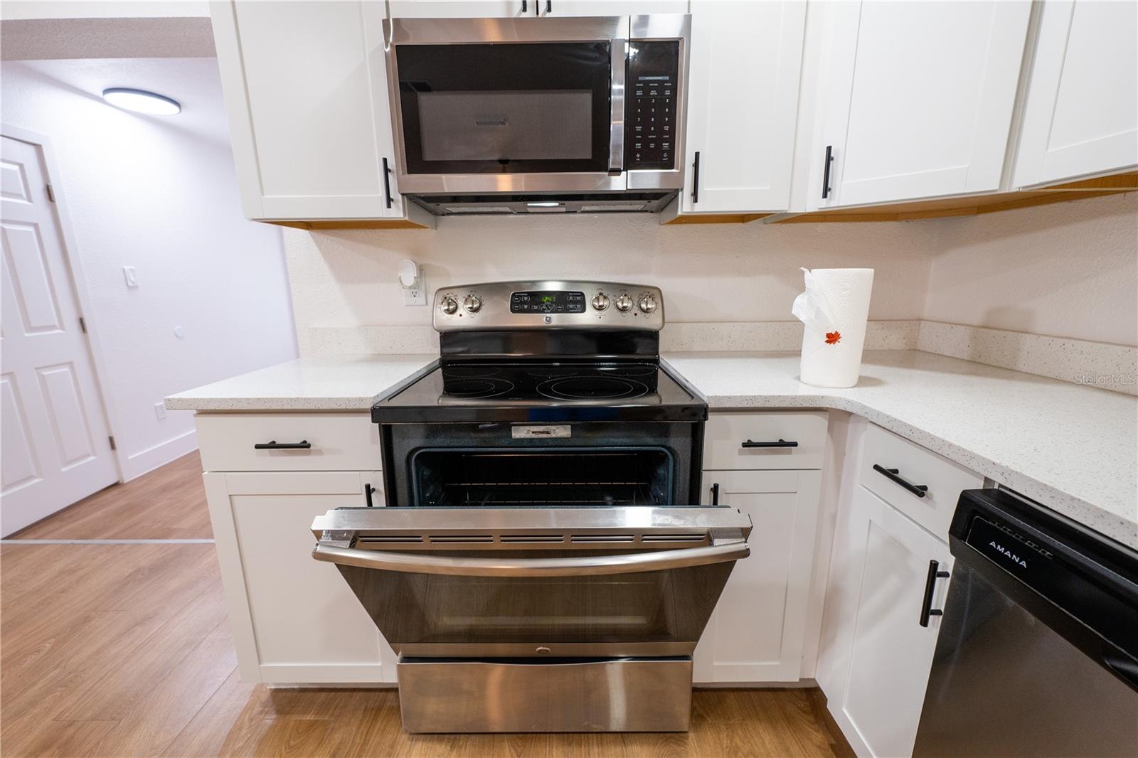 Image 15 of 42 For 5248 King Street