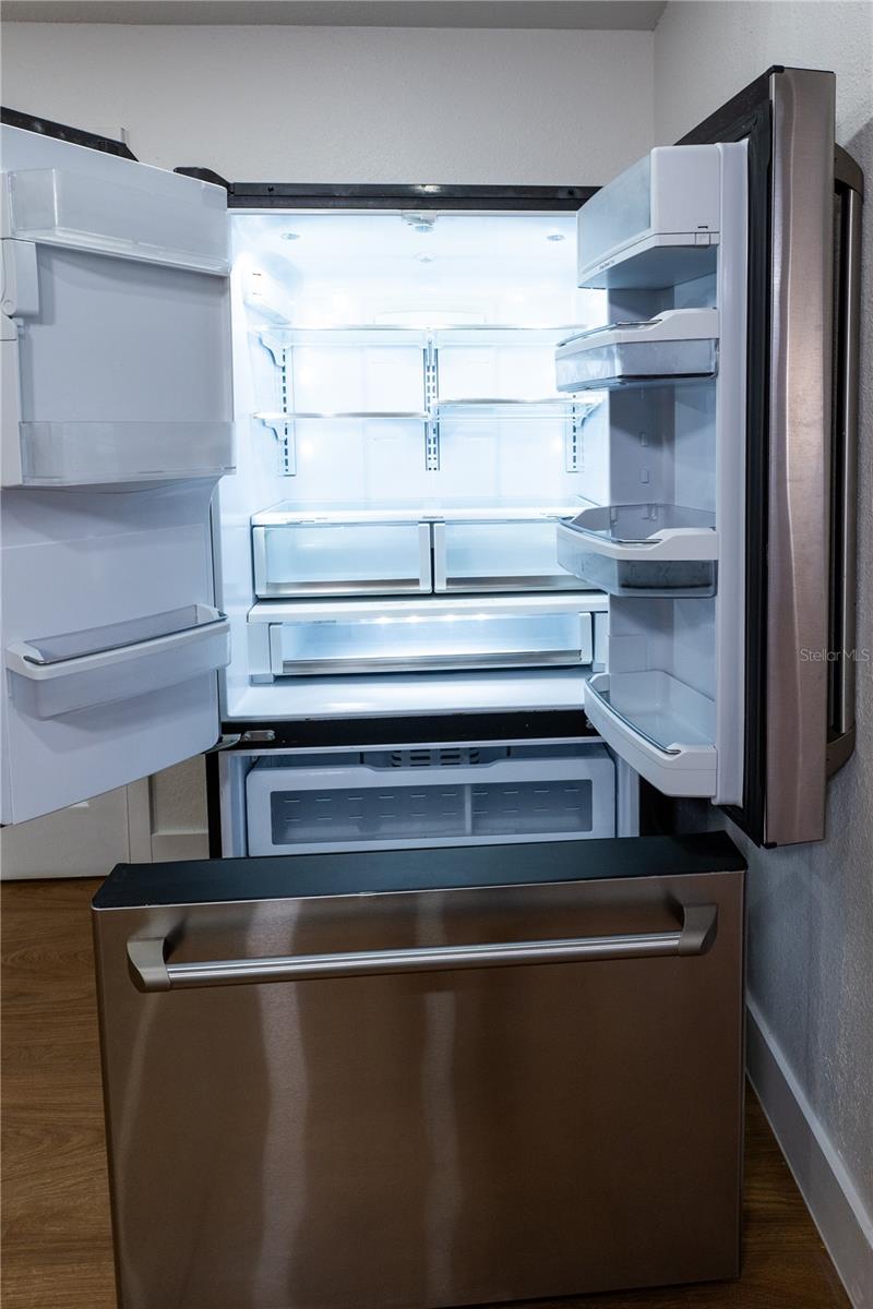 Image 17 of 42 For 5248 King Street