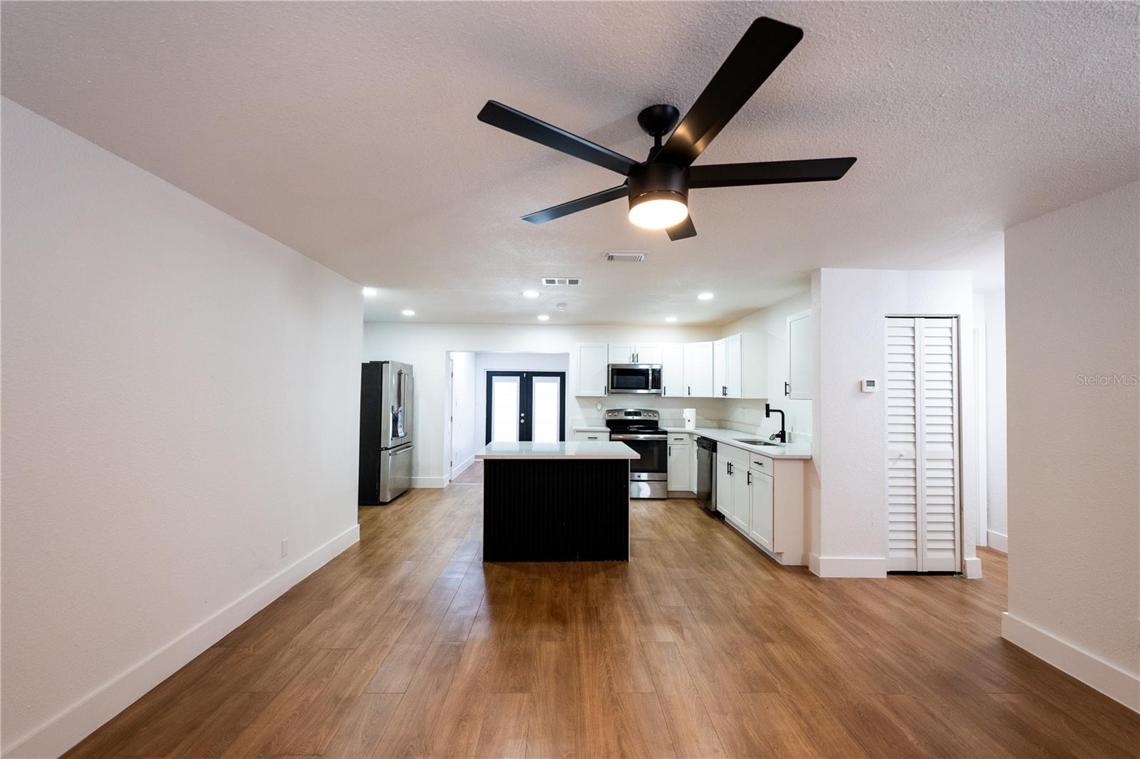 Image 18 of 42 For 5248 King Street