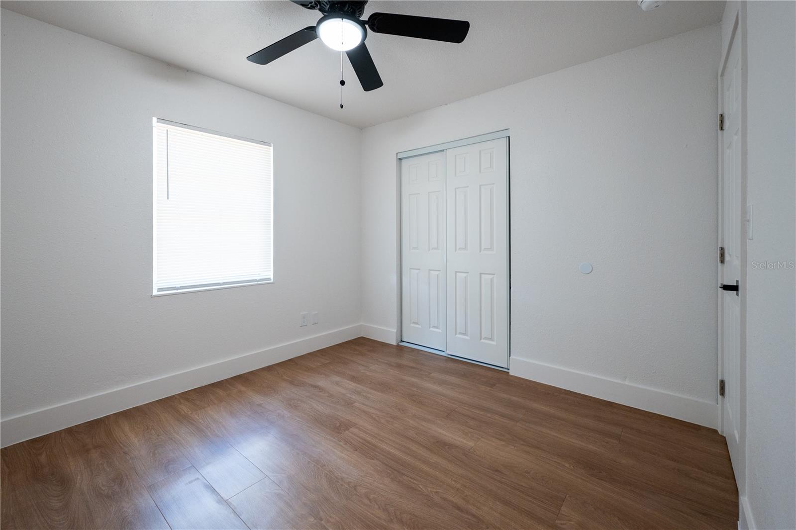 Image 23 of 42 For 5248 King Street