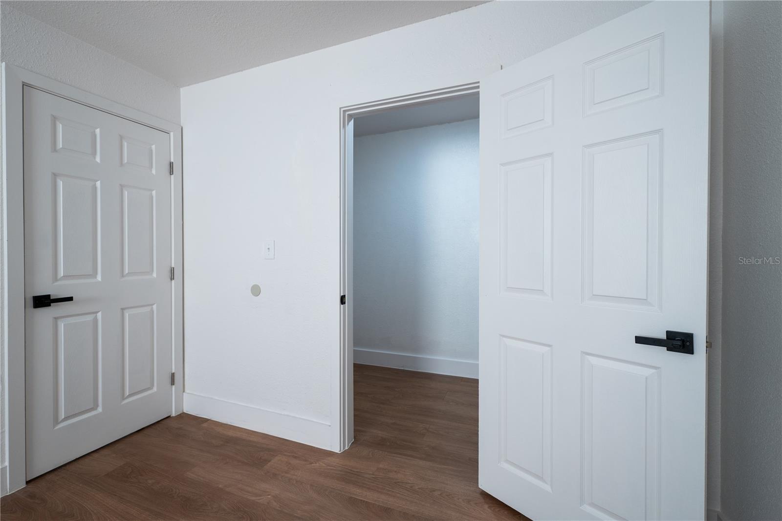 Image 29 of 42 For 5248 King Street